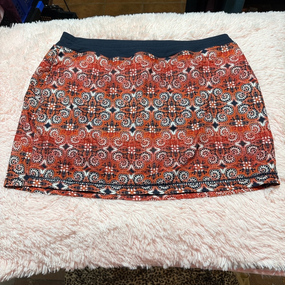 St. John's Bay Orange and Navy Patterned Mini Skirt